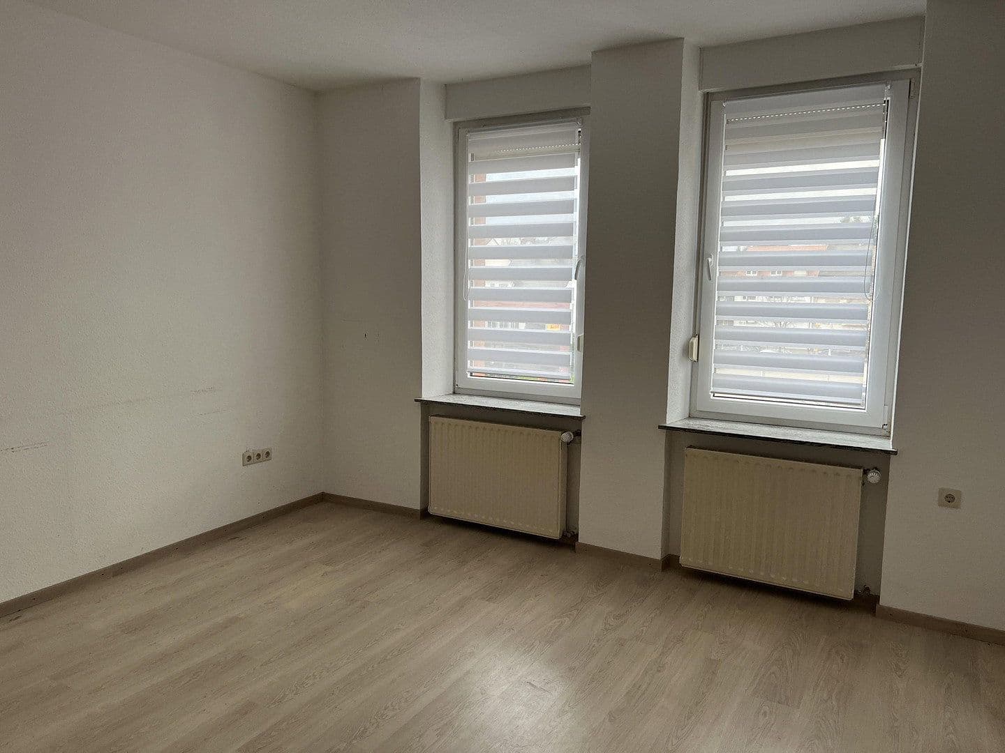Prenájom bytu 3-izbový 90 m², Teichstraße 25, Pirmasens, Porýnie-Falcko Prenájom bytu 3-izbový 90 m², Teichstraße 25, Pirmasens, Porýnie-Falcko