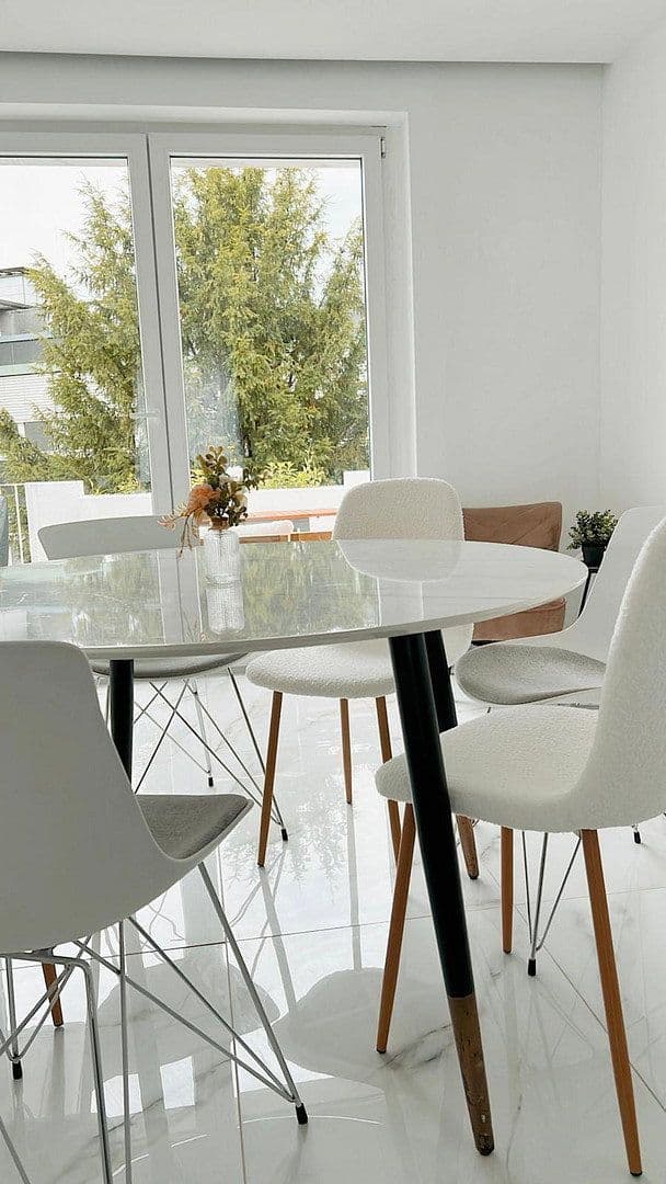 Prenájom bytu 2-izbový 70 m², Theodor-Körner-Str, Remscheid, Severné Porýnie - Westfálsko Prenájom bytu 2-izbový 70 m², Theodor-Körner-Str, Remscheid, Severné Porýnie - Westfálsko
