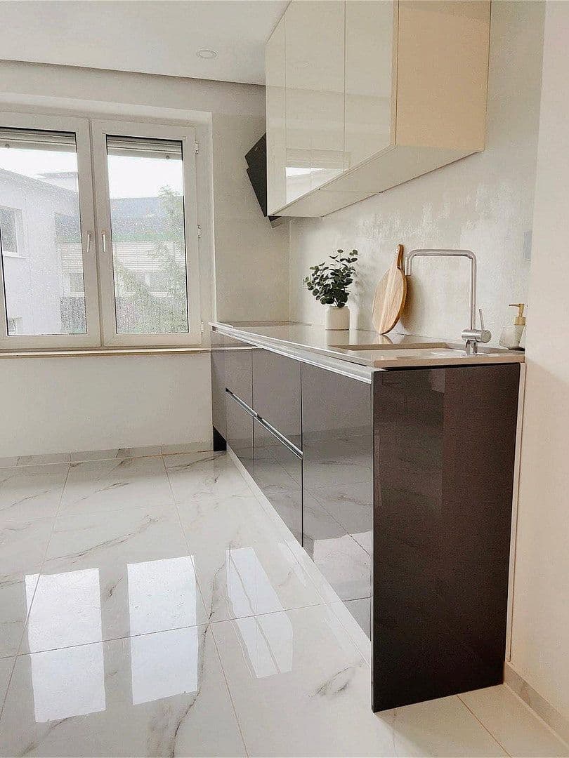 Prenájom bytu 2-izbový 70 m², Theodor-Körner-Str, Remscheid, Severné Porýnie - Westfálsko Prenájom bytu 2-izbový 70 m², Theodor-Körner-Str, Remscheid, Severné Porýnie - Westfálsko
