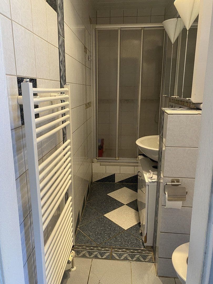 Predaj domu 159 m², pozemek 303 m², Otto-Schusterstr.39, Ostfildern, Bádensko-Wurttembersko Predaj domu 159 m², pozemek 303 m², Otto-Schusterstr.39, Ostfildern, Bádensko-Wurttembersko