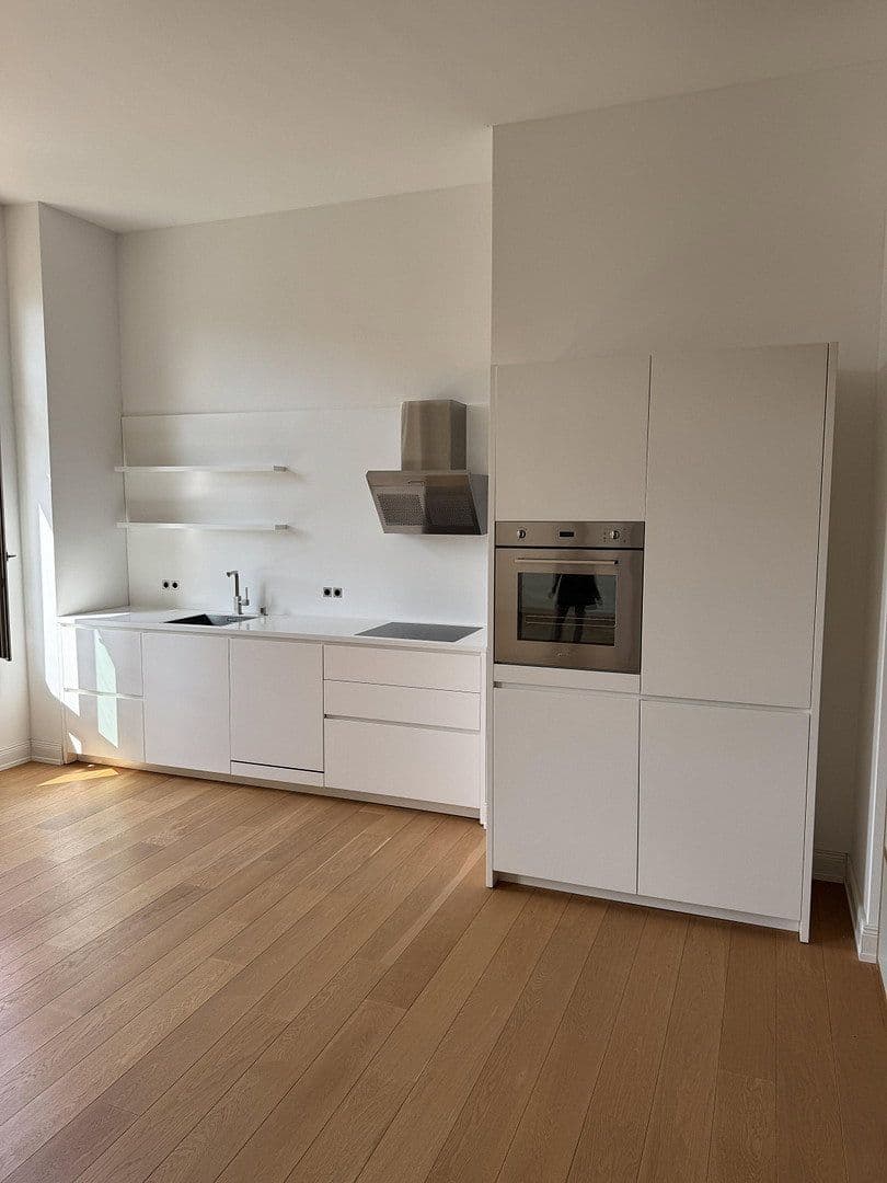 Predaj bytu 4-izbový 163 m², Berlin, Berlín Predaj bytu 4-izbový 163 m², Berlin, Berlín