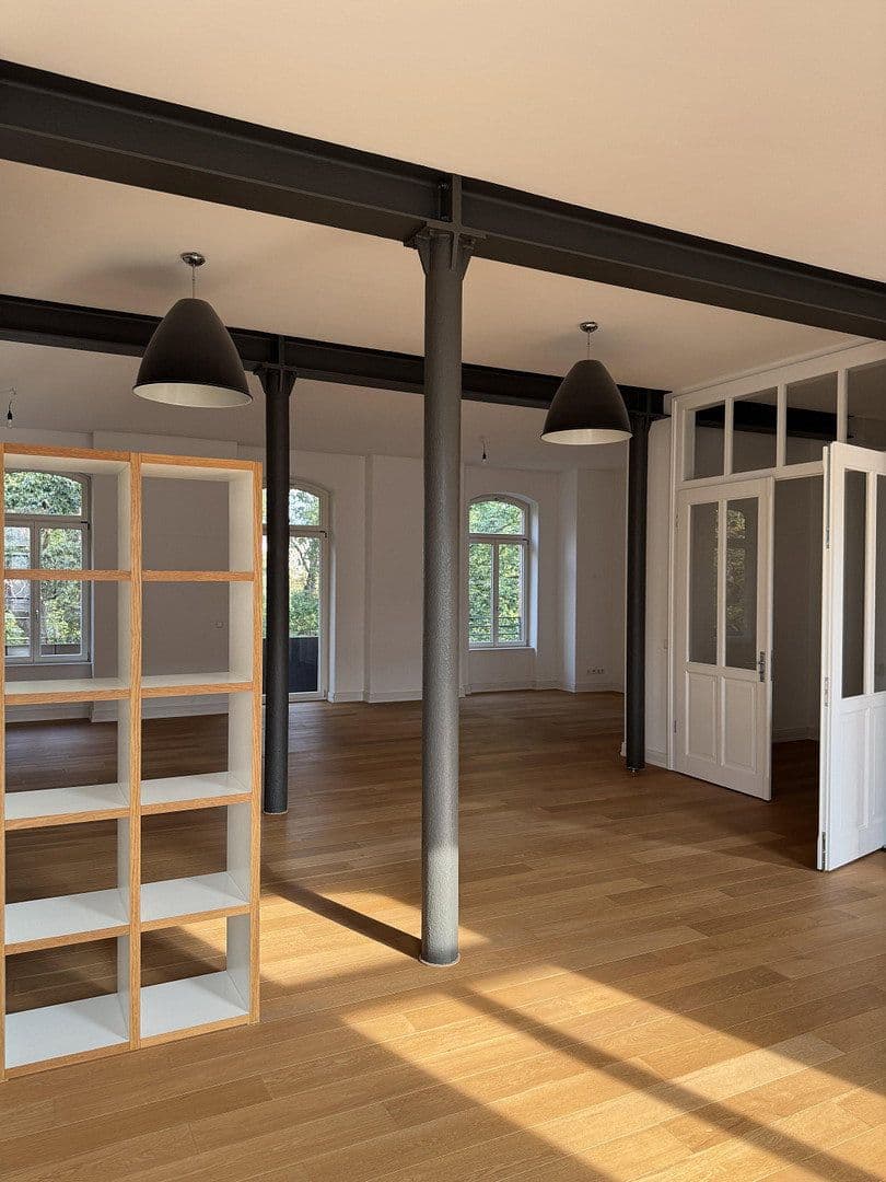 Predaj bytu 4-izbový 163 m², Berlin, Berlín Predaj bytu 4-izbový 163 m², Berlin, Berlín