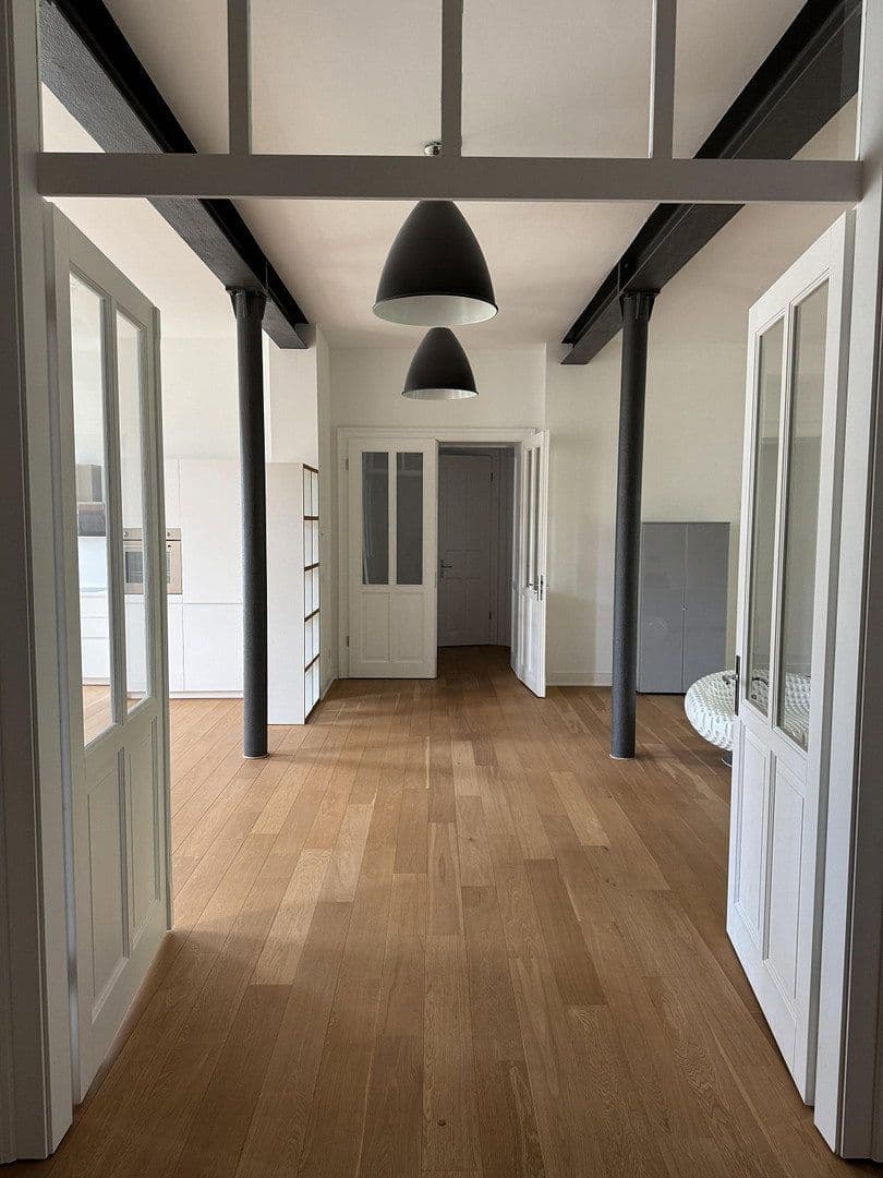 Predaj bytu 4-izbový 163 m², Berlin, Berlín Predaj bytu 4-izbový 163 m², Berlin, Berlín