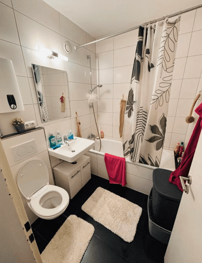 Prenájom bytu 3-izbový 80 m², Jenaer Straße, Wolfsburg, Dolné Sasko Prenájom bytu 3-izbový 80 m², Jenaer Straße, Wolfsburg, Dolné Sasko