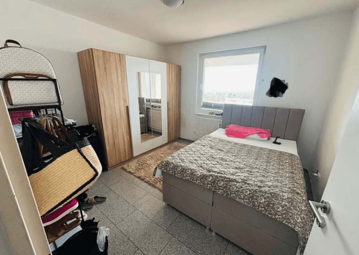 Prenájom bytu 3-izbový 80 m², Jenaer Straße, Wolfsburg, Dolné Sasko Prenájom bytu 3-izbový 80 m², Jenaer Straße, Wolfsburg, Dolné Sasko
