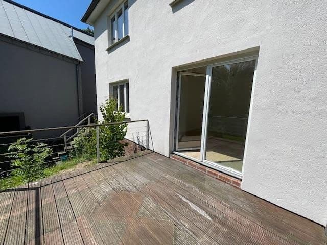 Prenájom bytu 4-izbový 93 m², Lütticher Straße 550, Aachen, Severné Porýnie - Westfálsko Prenájom bytu 4-izbový 93 m², Lütticher Straße 550, Aachen, Severné Porýnie - Westfálsko