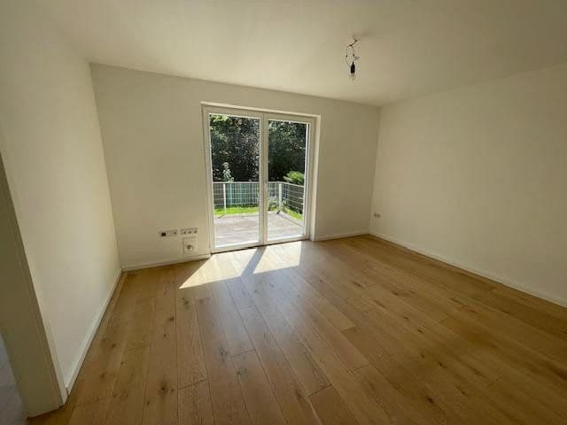 Prenájom bytu 4-izbový 93 m², Lütticher Straße 550, Aachen, Severné Porýnie - Westfálsko Prenájom bytu 4-izbový 93 m², Lütticher Straße 550, Aachen, Severné Porýnie - Westfálsko