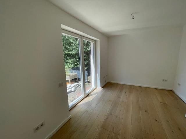 Prenájom bytu 4-izbový 93 m², Lütticher Straße 550, Aachen, Severné Porýnie - Westfálsko Prenájom bytu 4-izbový 93 m², Lütticher Straße 550, Aachen, Severné Porýnie - Westfálsko