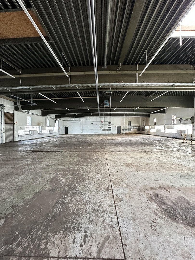 Prenájom nebytového priestoru 1.630 m², Herten, Severné Porýnie - Westfálsko Prenájom nebytového priestoru 1.630 m², Herten, Severné Porýnie - Westfálsko
