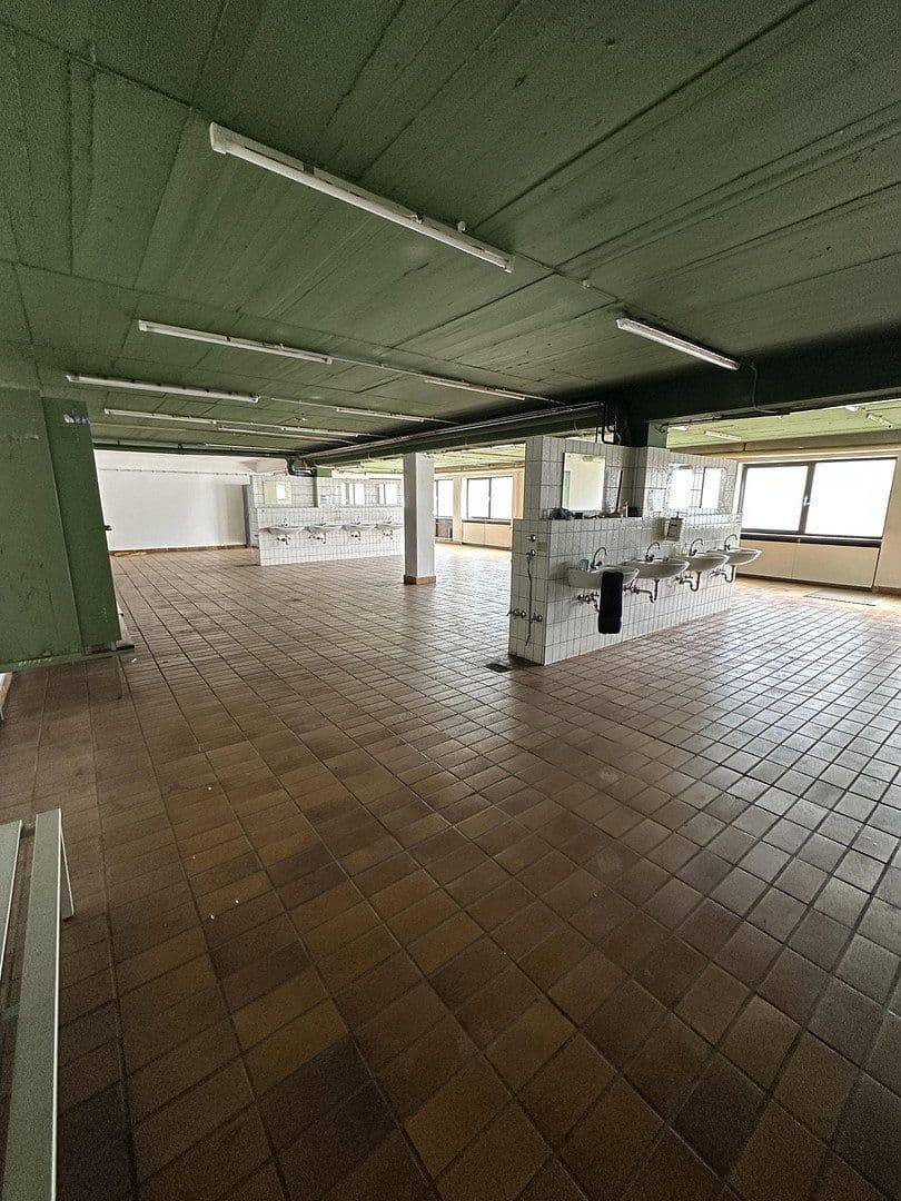Prenájom nebytového priestoru 1.630 m², Herten, Severné Porýnie - Westfálsko Prenájom nebytového priestoru 1.630 m², Herten, Severné Porýnie - Westfálsko