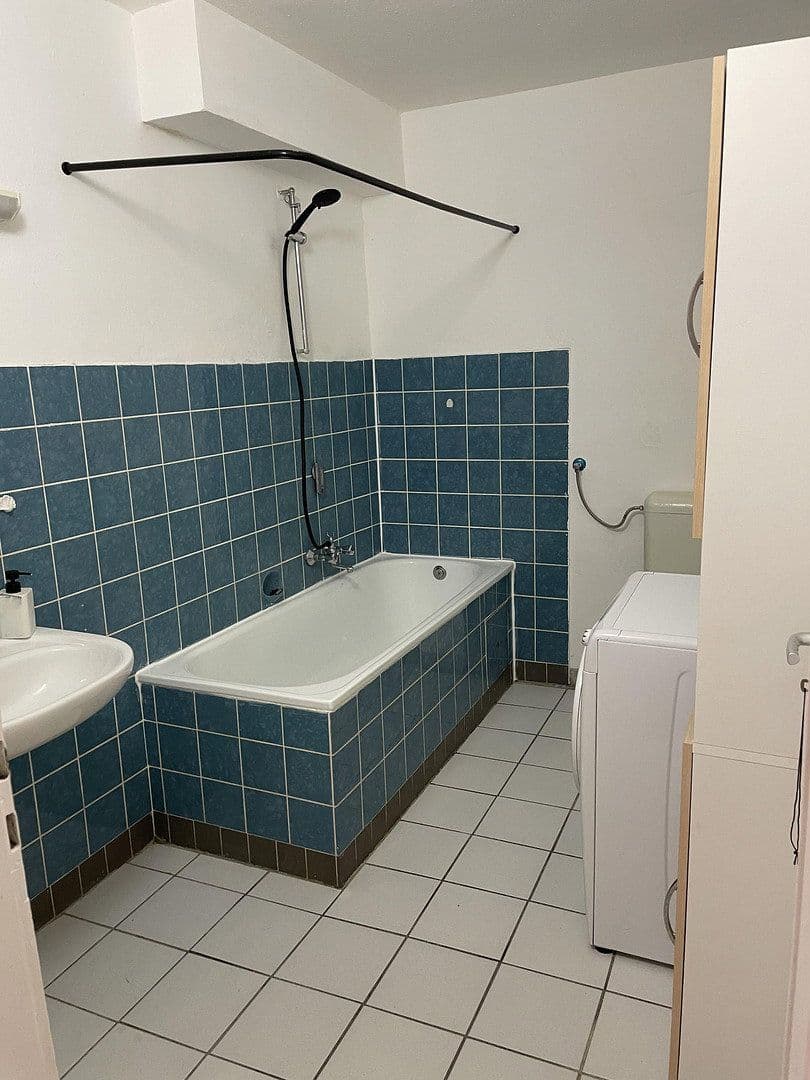 Prenájom bytu 1-izbový 42 m², Ibacher Straße 32, Remscheid, Severné Porýnie - Westfálsko Prenájom bytu 1-izbový 42 m², Ibacher Straße 32, Remscheid, Severné Porýnie - Westfálsko