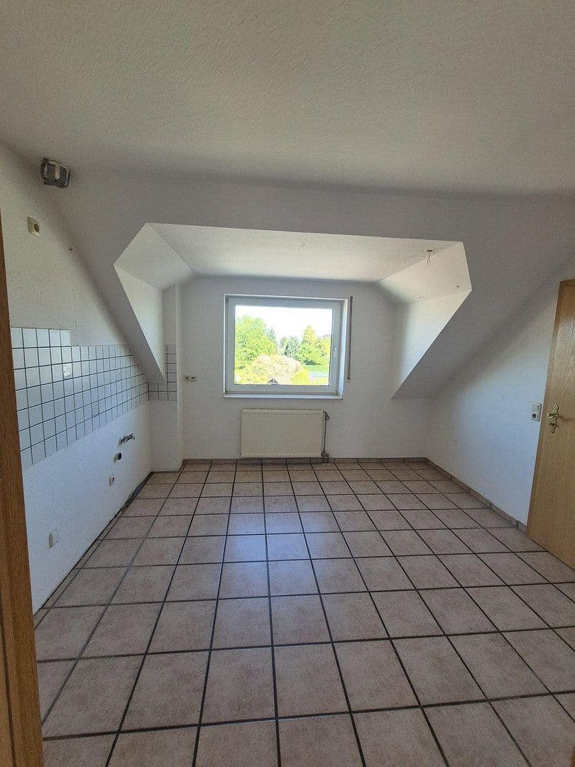 Prenájom bytu 3-izbový 78 m², Jülicher Str. 8, Jüchen, Severné Porýnie - Westfálsko Prenájom bytu 3-izbový 78 m², Jülicher Str. 8, Jüchen, Severné Porýnie - Westfálsko