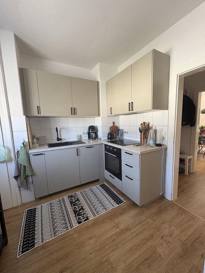 Prenájom bytu 4-izbový 100 m², Schatenstr. 14, Bielefeld, Severné Porýnie - Westfálsko Prenájom bytu 4-izbový 100 m², Schatenstr. 14, Bielefeld, Severné Porýnie - Westfálsko