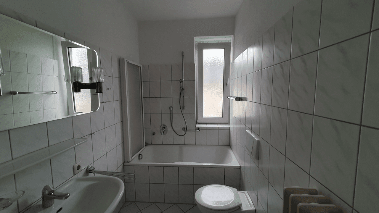 Prenájom bytu 4-izbový 100 m², Schatenstr. 14, Bielefeld, Severné Porýnie - Westfálsko Prenájom bytu 4-izbový 100 m², Schatenstr. 14, Bielefeld, Severné Porýnie - Westfálsko