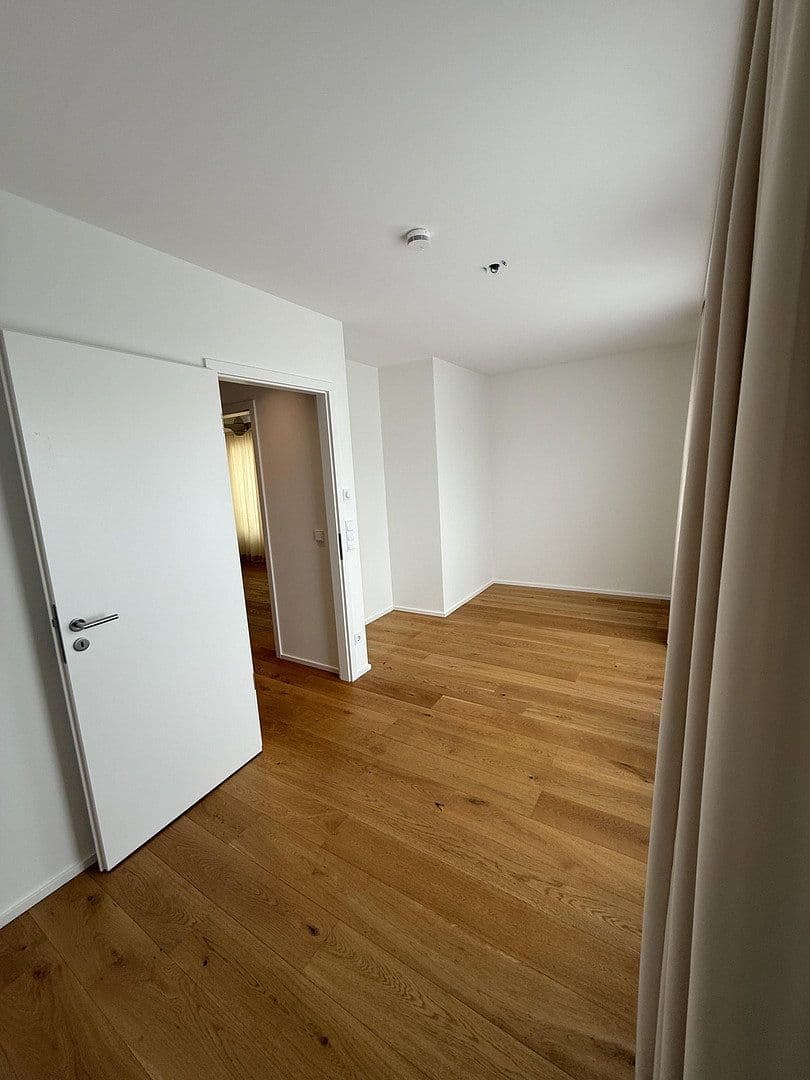 Prenájom domu 185 m², pozemek 260 m², An der Riedhohl 19, Bad Homburg vor der Höhe, Hesensko Prenájom domu 185 m², pozemek 260 m², An der Riedhohl 19, Bad Homburg vor der Höhe, Hesensko