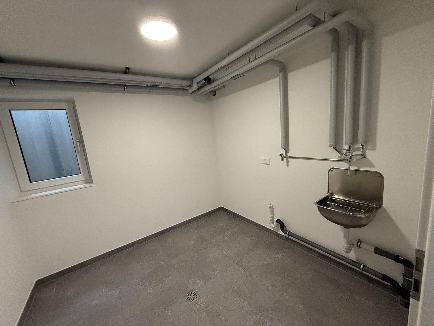 Prenájom domu 185 m², pozemek 260 m², An der Riedhohl 19, Bad Homburg vor der Höhe, Hesensko Prenájom domu 185 m², pozemek 260 m², An der Riedhohl 19, Bad Homburg vor der Höhe, Hesensko