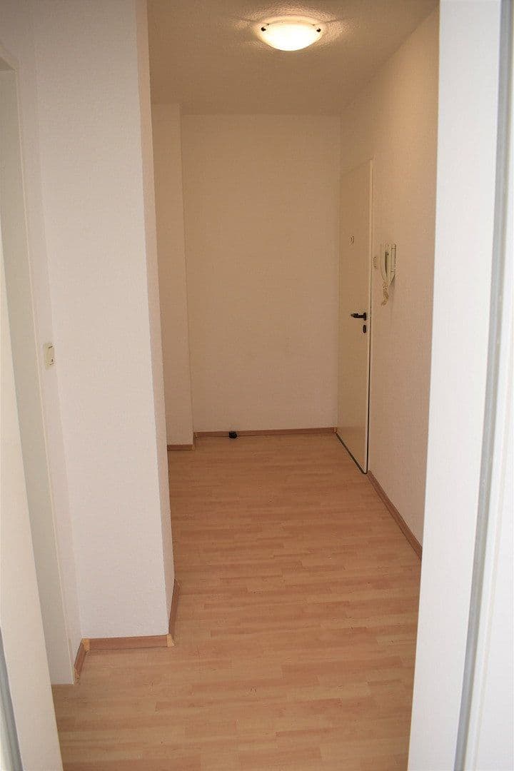 Prenájom bytu 1-izbový 40 m², Schiersteiner Straße, Wiesbaden, Hesensko Prenájom bytu 1-izbový 40 m², Schiersteiner Straße, Wiesbaden, Hesensko