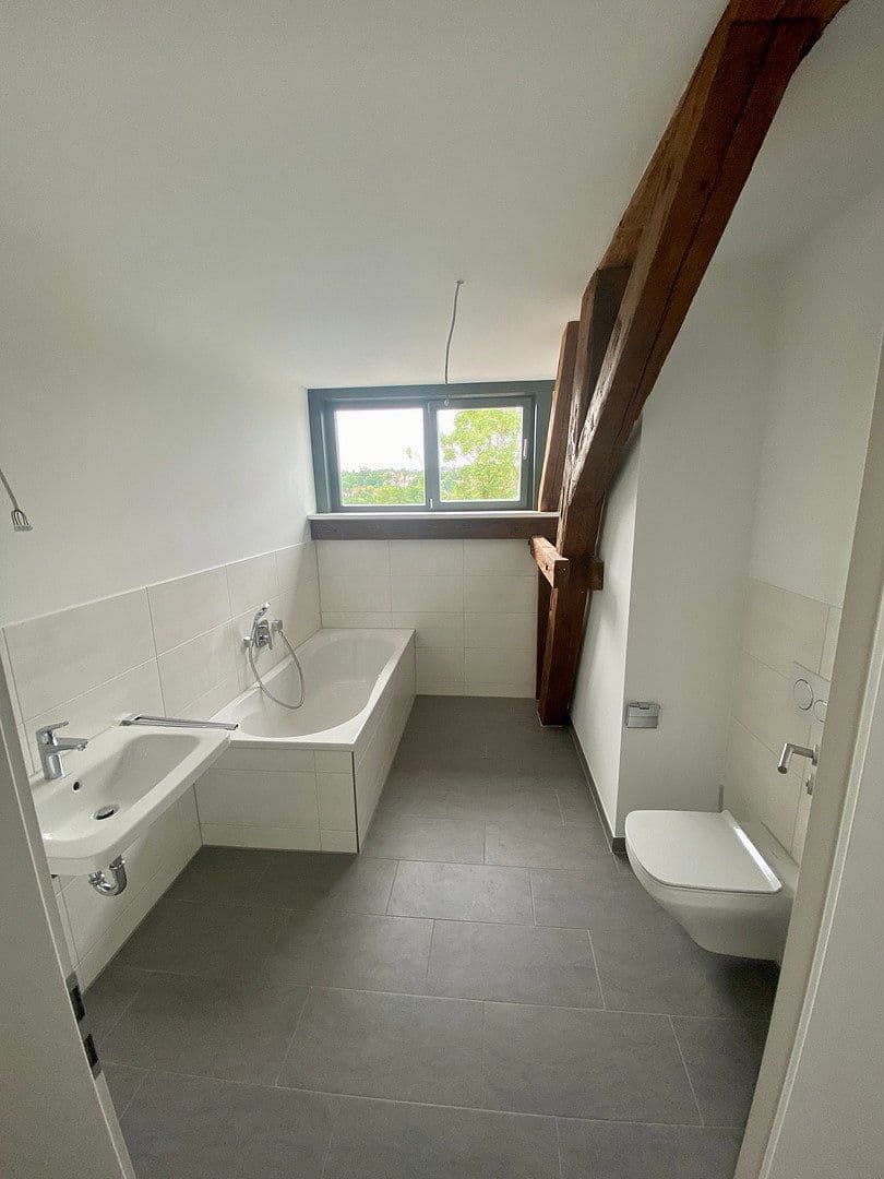 Prenájom bytu 3-izbový 97 m², Bamberger Straße 50a, Neustadt an der Aisch, Bavorsko Prenájom bytu 3-izbový 97 m², Bamberger Straße 50a, Neustadt an der Aisch, Bavorsko