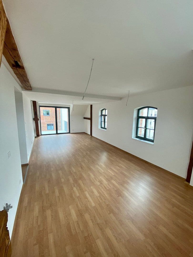 Prenájom bytu 3-izbový 97 m², Bamberger Straße 50a, Neustadt an der Aisch, Bavorsko Prenájom bytu 3-izbový 97 m², Bamberger Straße 50a, Neustadt an der Aisch, Bavorsko