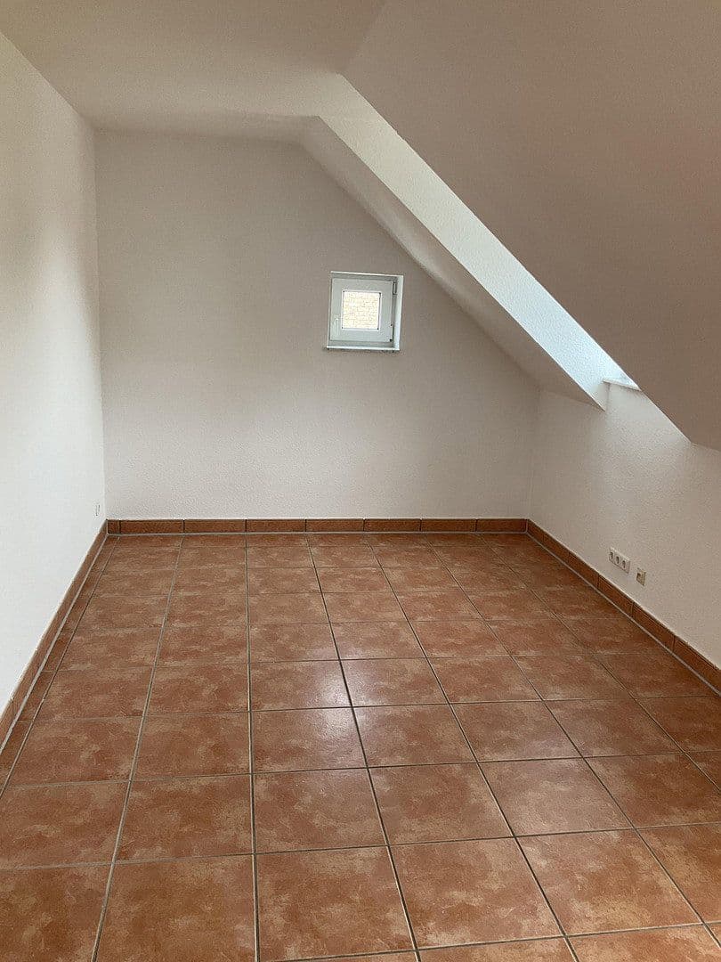 Prenájom bytu 2-izbový 64 m², Marie-Curie-Straße 12, Frechen, Severné Porýnie - Westfálsko Prenájom bytu 2-izbový 64 m², Marie-Curie-Straße 12, Frechen, Severné Porýnie - Westfálsko