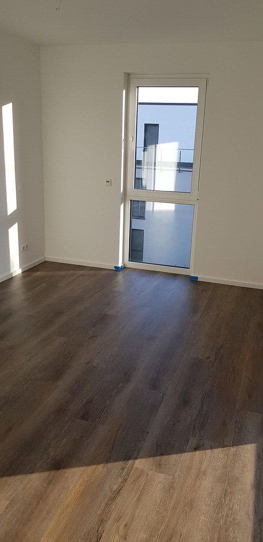 Prenájom bytu 3-izbový 90 m², Lannerstrasse 43, Ober-Olm, Porýnie-Falcko Prenájom bytu 3-izbový 90 m², Lannerstrasse 43, Ober-Olm, Porýnie-Falcko