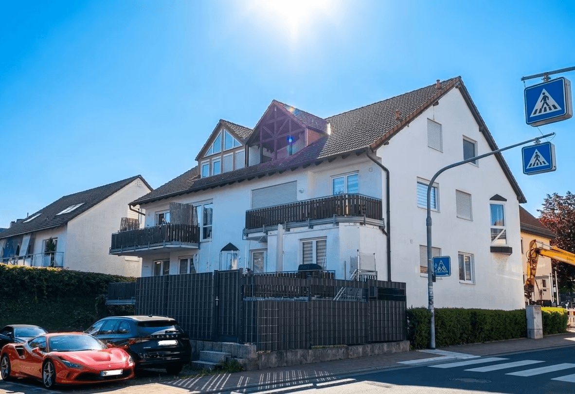 Prenájom bytu 3-izbový 90 m², Kelkheim (Taunus), Hesensko Prenájom bytu 3-izbový 90 m², Kelkheim (Taunus), Hesensko
