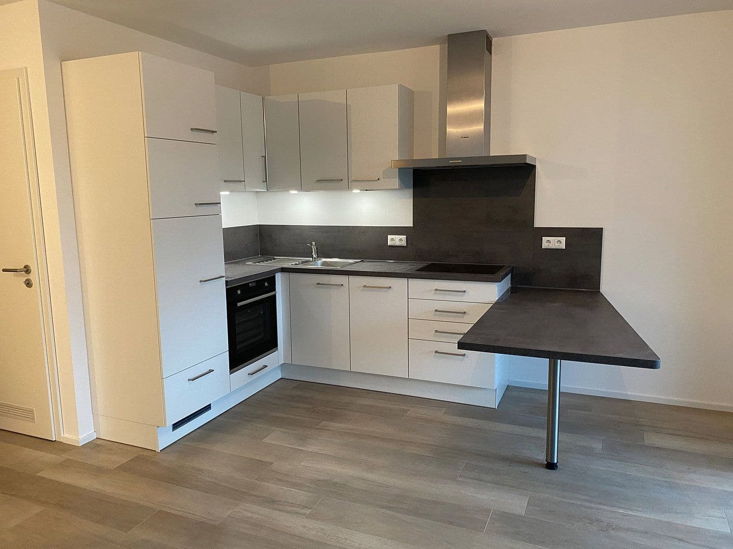 Prenájom bytu 2-izbový 52 m², Luitpoldstr. 78, Landshut, Nikola, Bavorsko Prenájom bytu 2-izbový 52 m², Luitpoldstr. 78, Landshut, Nikola, Bavorsko