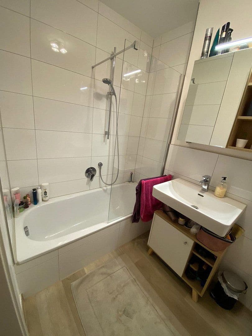 Prenájom bytu 2-izbový 52 m², Luitpoldstr. 78, Landshut, Nikola, Bavorsko Prenájom bytu 2-izbový 52 m², Luitpoldstr. 78, Landshut, Nikola, Bavorsko