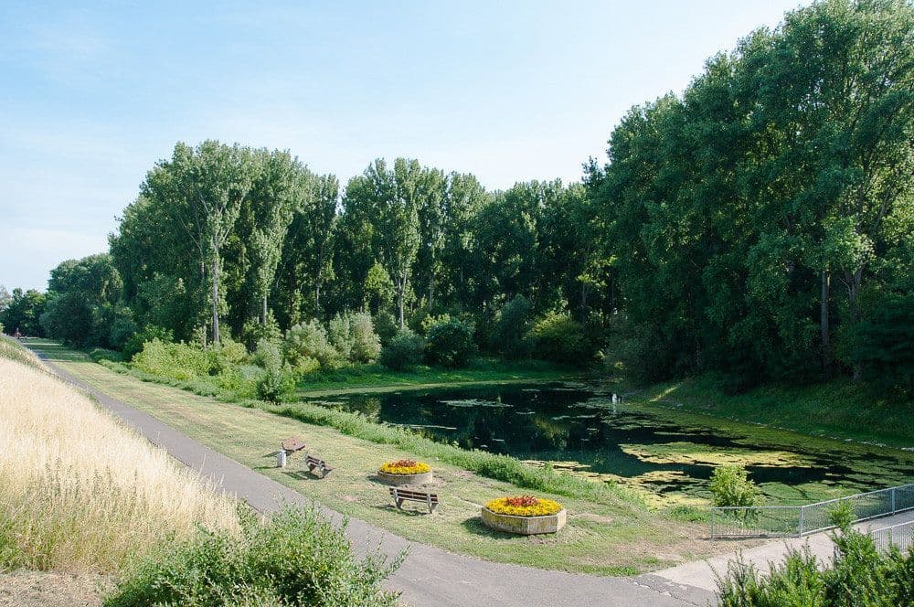 Prenájom bytu 5-izbový 170 m², Niederkassel, Severné Porýnie - Westfálsko Prenájom bytu 5-izbový 170 m², Niederkassel, Severné Porýnie - Westfálsko