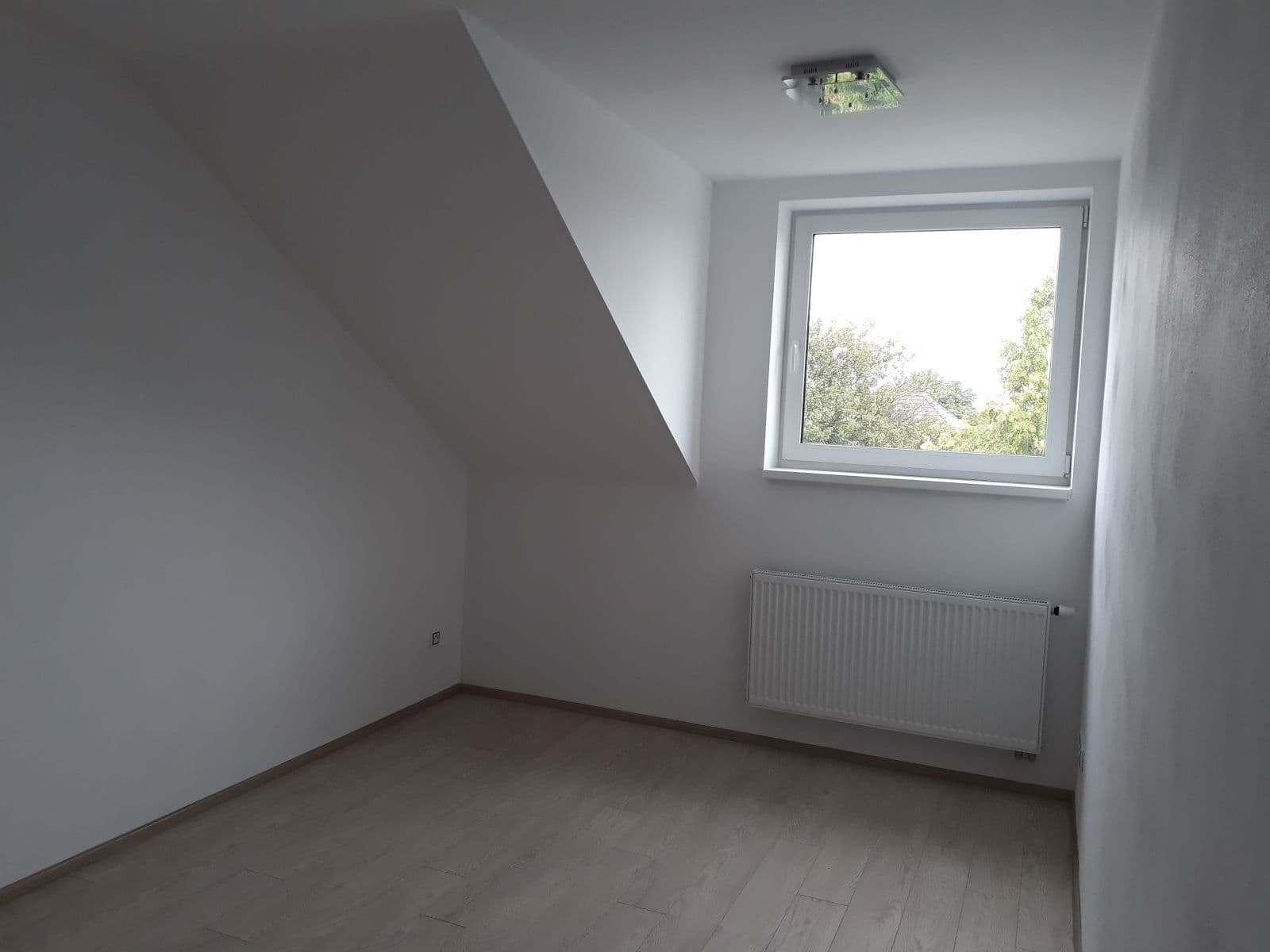 Predaj domu 134 m², pozemek 260 m², Jabloňová, Moravany, Jihomoravský kraj Predaj domu 134 m², pozemek 260 m², Jabloňová, Moravany, Jihomoravský kraj