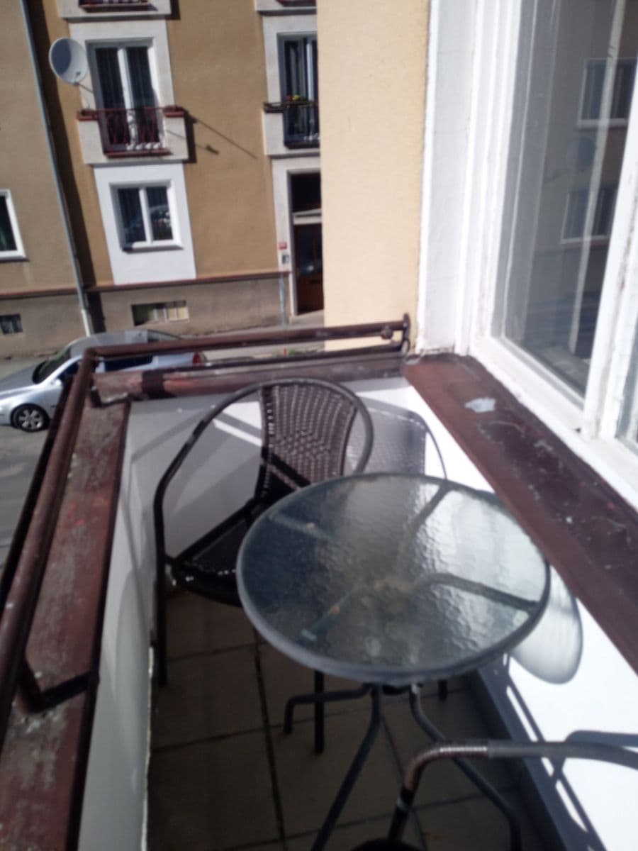 Prenájom bytu 2-izbový 60 m², Tovární, Jindřichův Hradec, Jihočeský kraj Prenájom bytu 2-izbový 60 m², Tovární, Jindřichův Hradec, Jihočeský kraj