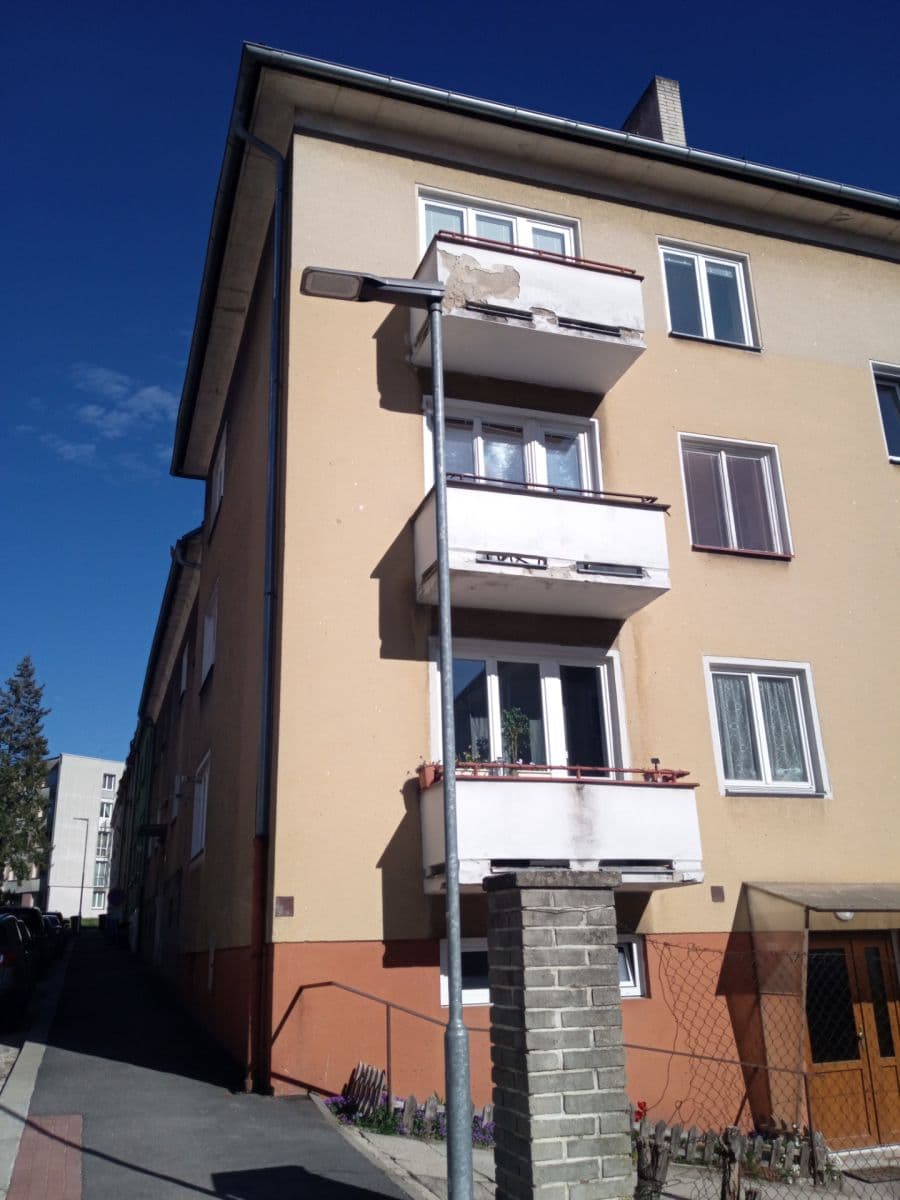 Prenájom bytu 2-izbový 60 m², Tovární, Jindřichův Hradec, Jihočeský kraj Prenájom bytu 2-izbový 60 m², Tovární, Jindřichův Hradec, Jihočeský kraj