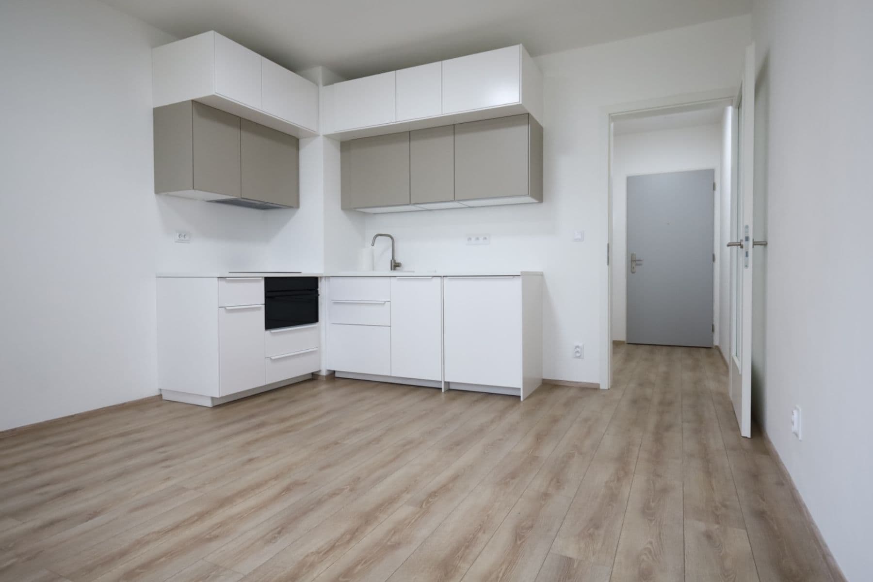 Prenájom bytu 1-izbový 27 m², Spolková, Brno, Jihomoravský kraj Prenájom bytu 1-izbový 27 m², Spolková, Brno, Jihomoravský kraj