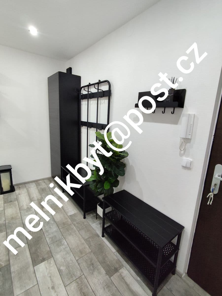 Predaj bytu 3-izbový 62 m², Kosmonautů, Mělník, Středočeský kraj Predaj bytu 3-izbový 62 m², Kosmonautů, Mělník, Středočeský kraj