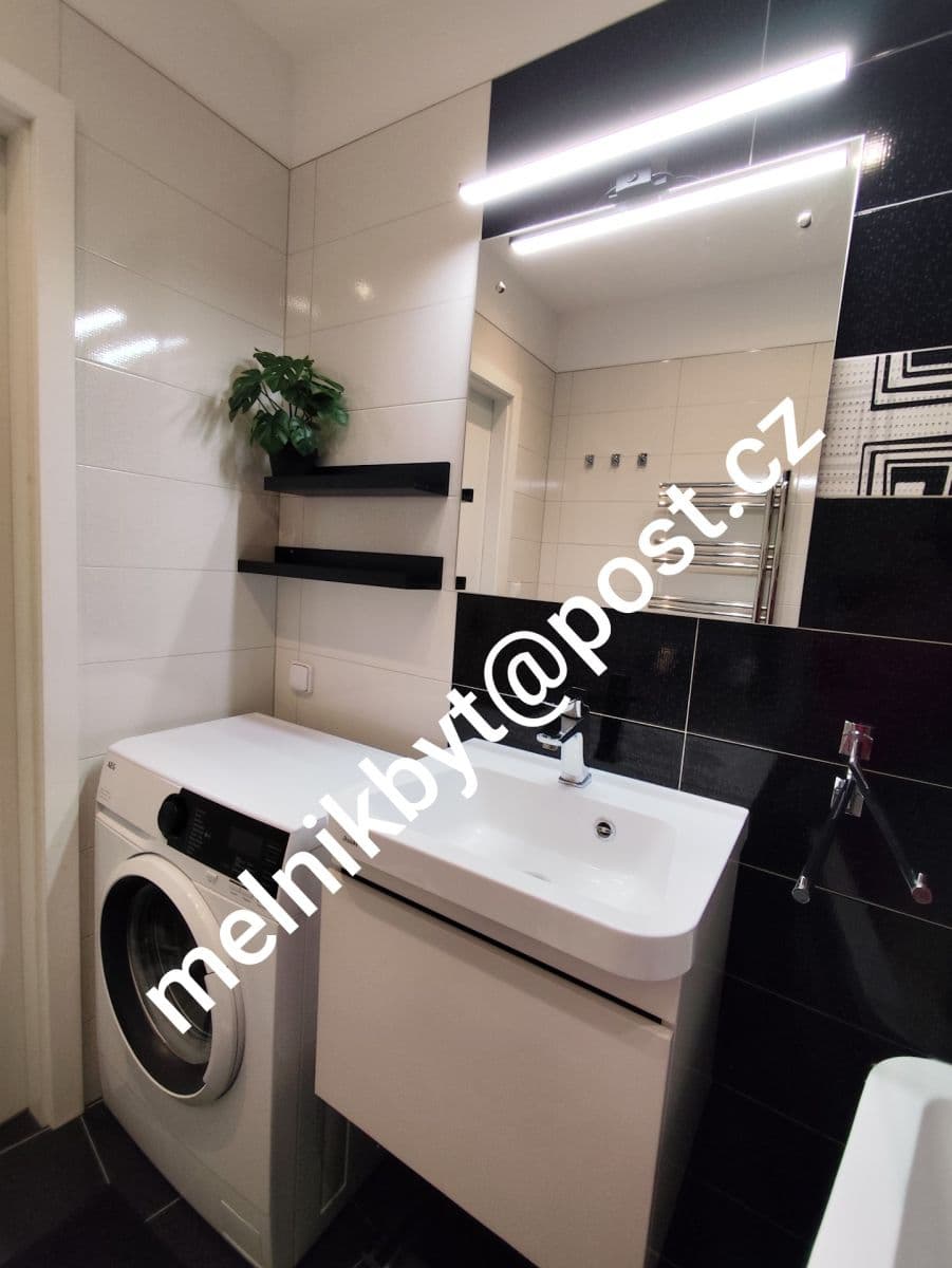 Predaj bytu 3-izbový 62 m², Kosmonautů, Mělník, Středočeský kraj Predaj bytu 3-izbový 62 m², Kosmonautů, Mělník, Středočeský kraj