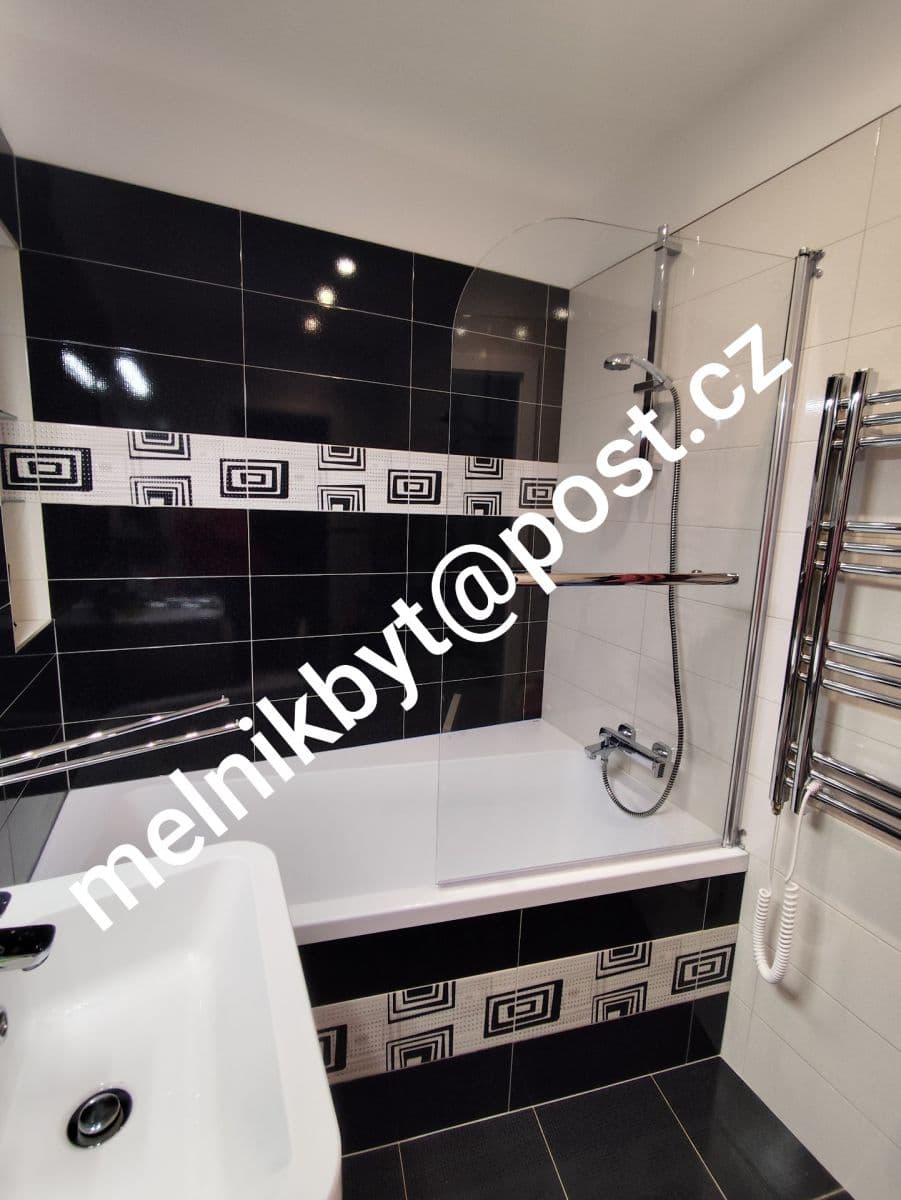 Predaj bytu 3-izbový 62 m², Kosmonautů, Mělník, Středočeský kraj Predaj bytu 3-izbový 62 m², Kosmonautů, Mělník, Středočeský kraj