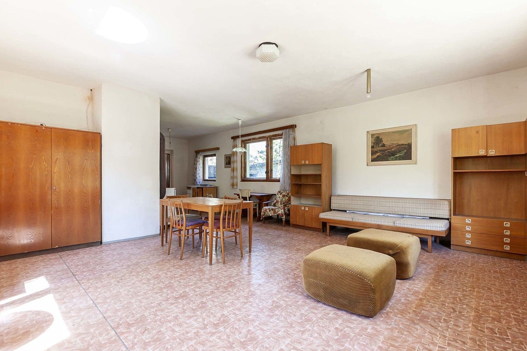 Predaj rekreačného objektu 130 m², pozemek 2.003 m², Skvrňov, Středočeský kraj Predaj rekreačného objektu 130 m², pozemek 2.003 m², Skvrňov, Středočeský kraj