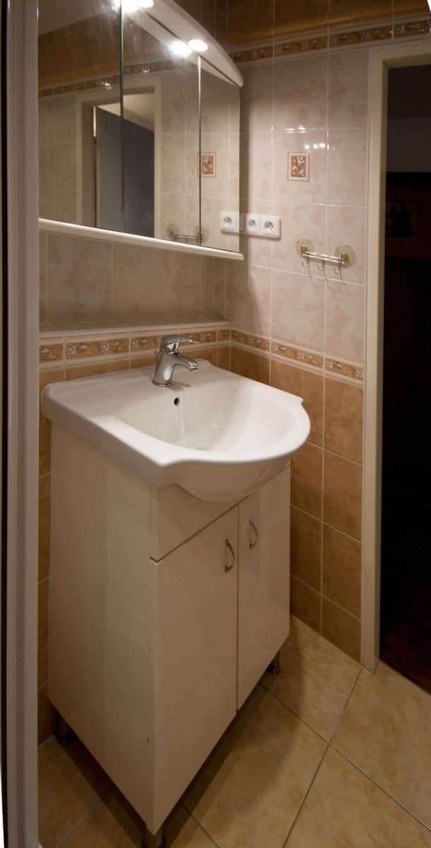 Prenájom bytu 2-izbový 47 m², Ve Svahu, Praha, Praha Prenájom bytu 2-izbový 47 m², Ve Svahu, Praha, Praha