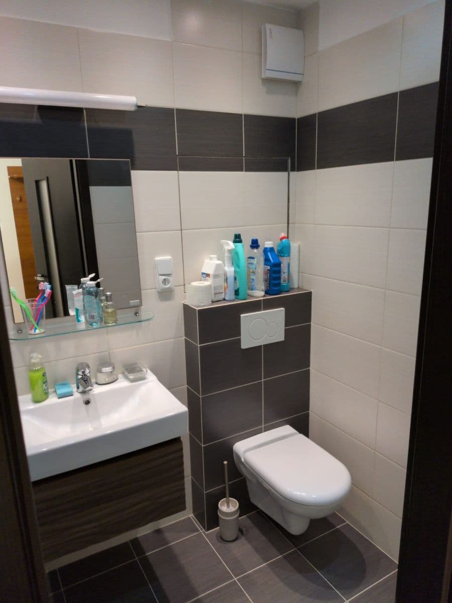 Predaj bytu 1-izbový 36 m², 29. dubna, Ostrava, Moravskoslezský kraj Predaj bytu 1-izbový 36 m², 29. dubna, Ostrava, Moravskoslezský kraj