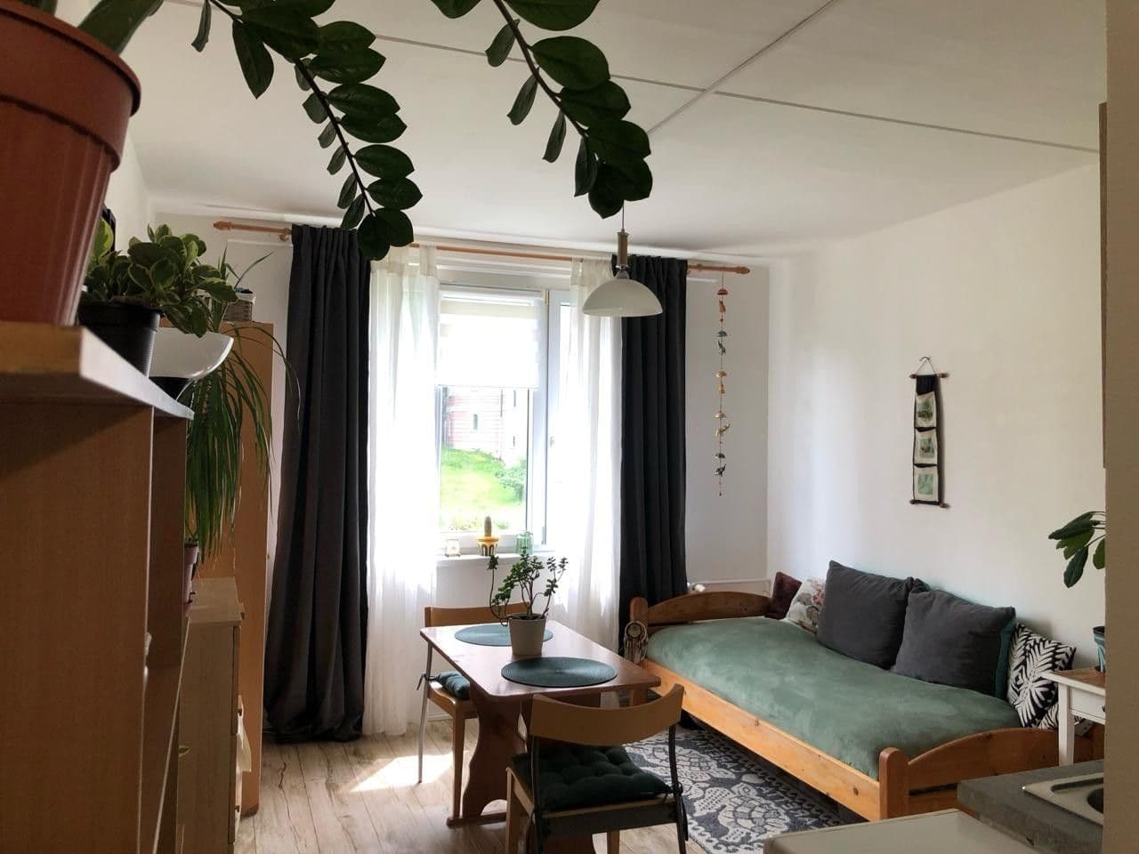 Prenájom bytu 1-izbový 19 m², Východní, Karlovy Vary, Karlovarský kraj Prenájom bytu 1-izbový 19 m², Východní, Karlovy Vary, Karlovarský kraj