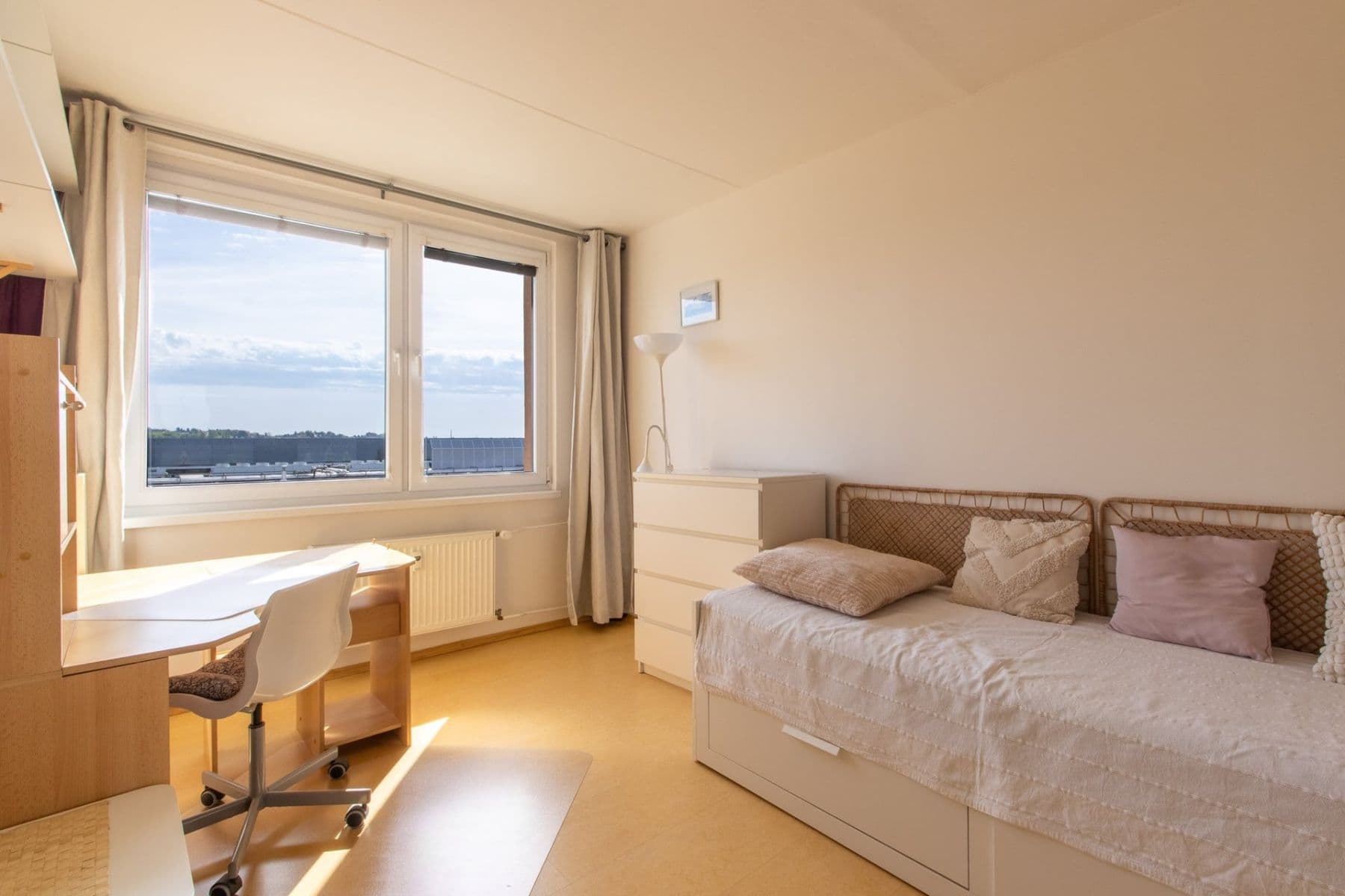 Prenájom bytu 2-izbový 39 m², Bryksova, Praha, Praha Prenájom bytu 2-izbový 39 m², Bryksova, Praha, Praha