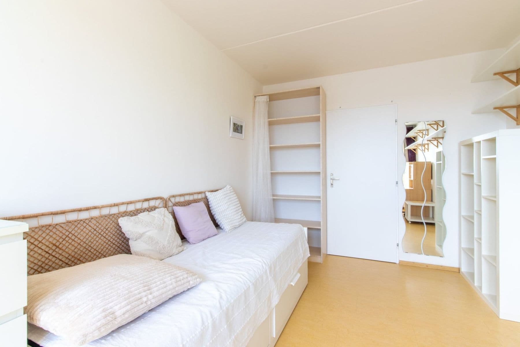 Prenájom bytu 2-izbový 39 m², Bryksova, Praha, Praha Prenájom bytu 2-izbový 39 m², Bryksova, Praha, Praha
