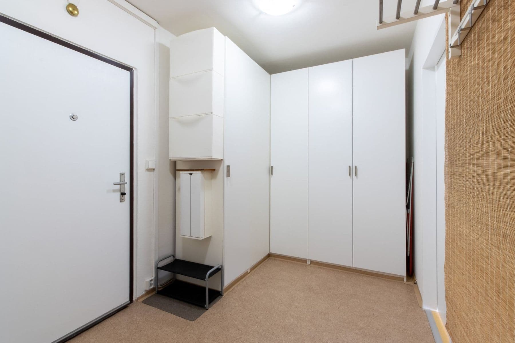 Prenájom bytu 2-izbový 39 m², Bryksova, Praha, Praha Prenájom bytu 2-izbový 39 m², Bryksova, Praha, Praha