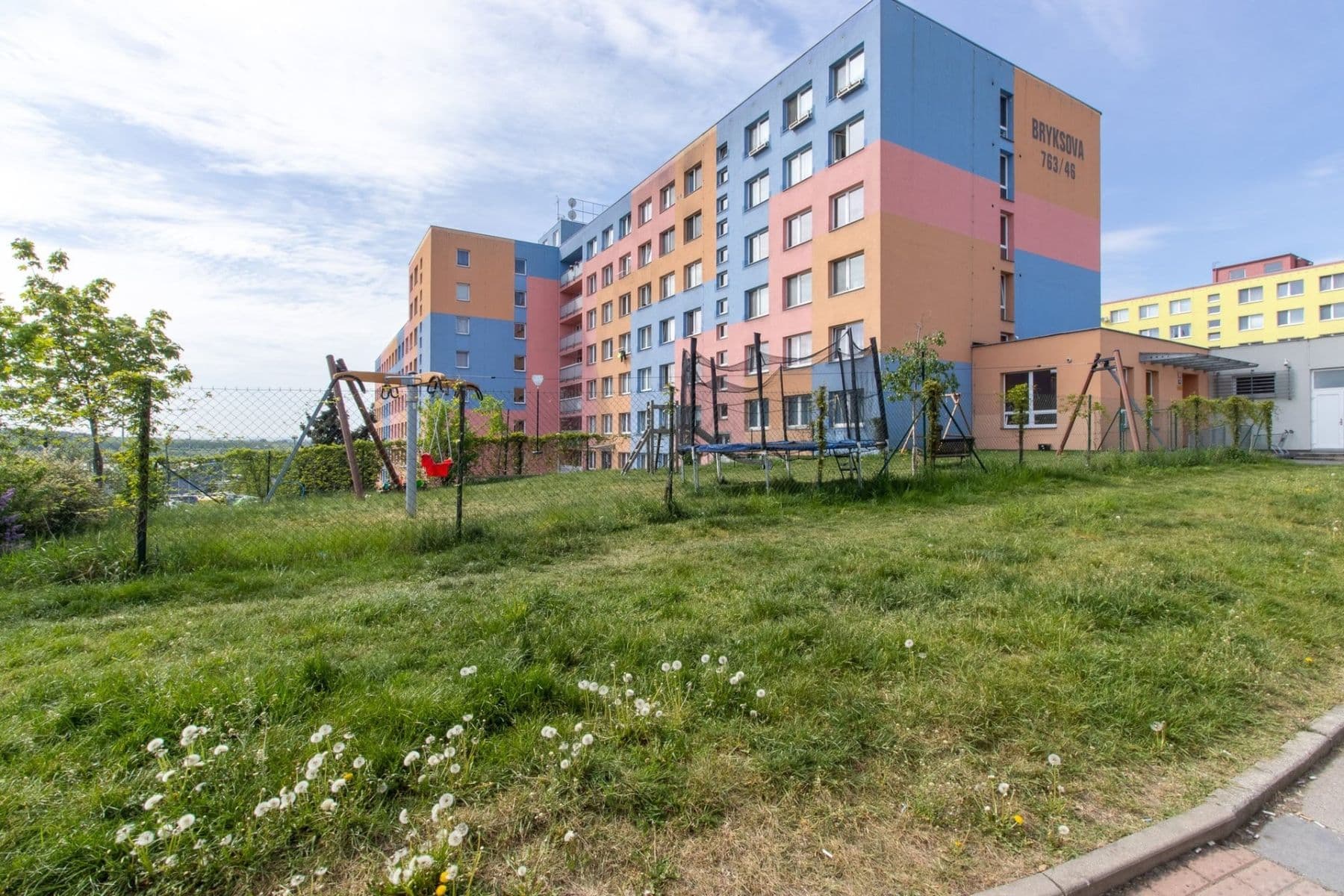 Prenájom bytu 2-izbový 39 m², Bryksova, Praha, Praha Prenájom bytu 2-izbový 39 m², Bryksova, Praha, Praha