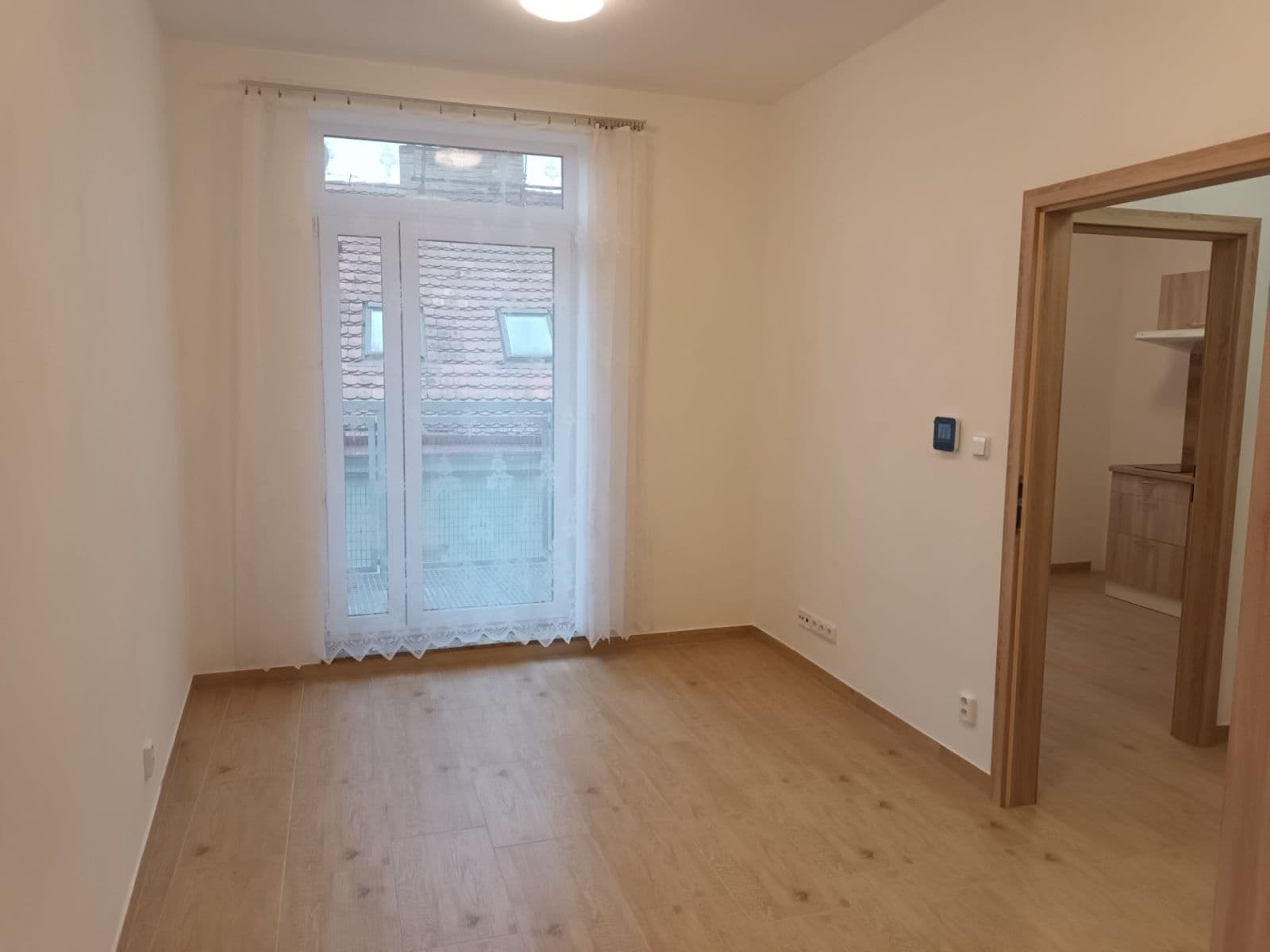 Prenájom bytu 2-izbový 35 m², Holečkova, Praha, Praha Prenájom bytu 2-izbový 35 m², Holečkova, Praha, Praha