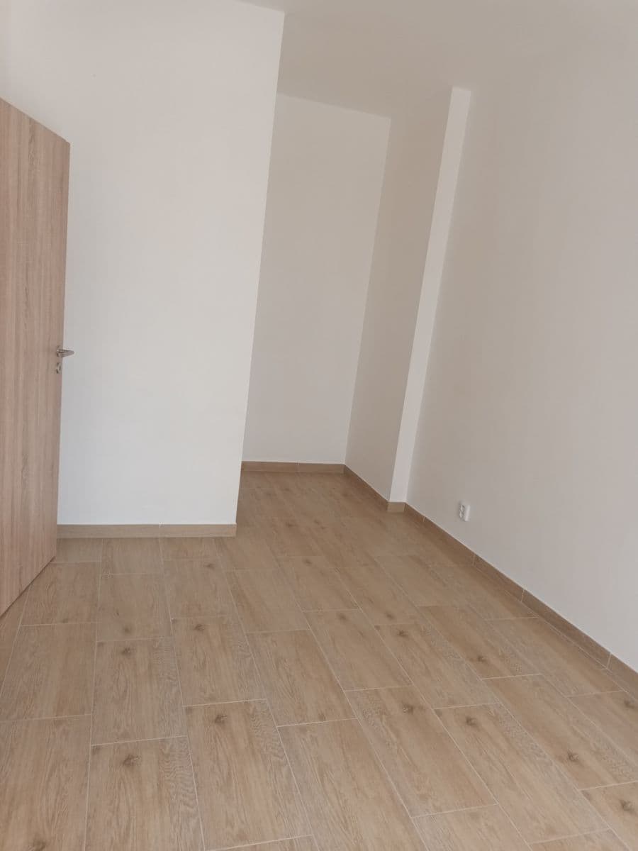 Prenájom bytu 2-izbový 31 m², Holečkova, Praha, Praha Prenájom bytu 2-izbový 31 m², Holečkova, Praha, Praha