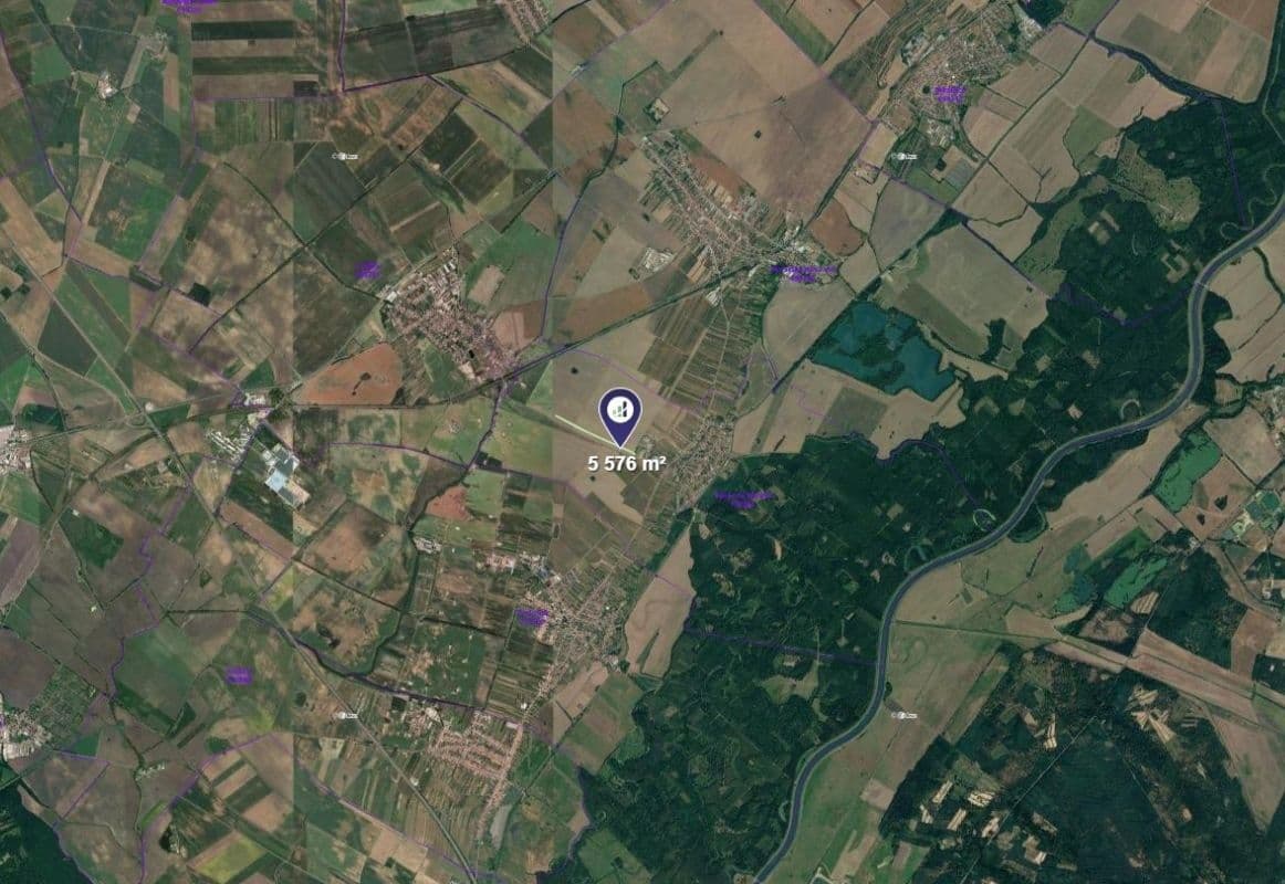 Predaj pozemku 5.576 m², Týnec, Jihomoravský kraj Predaj pozemku 5.576 m², Týnec, Jihomoravský kraj