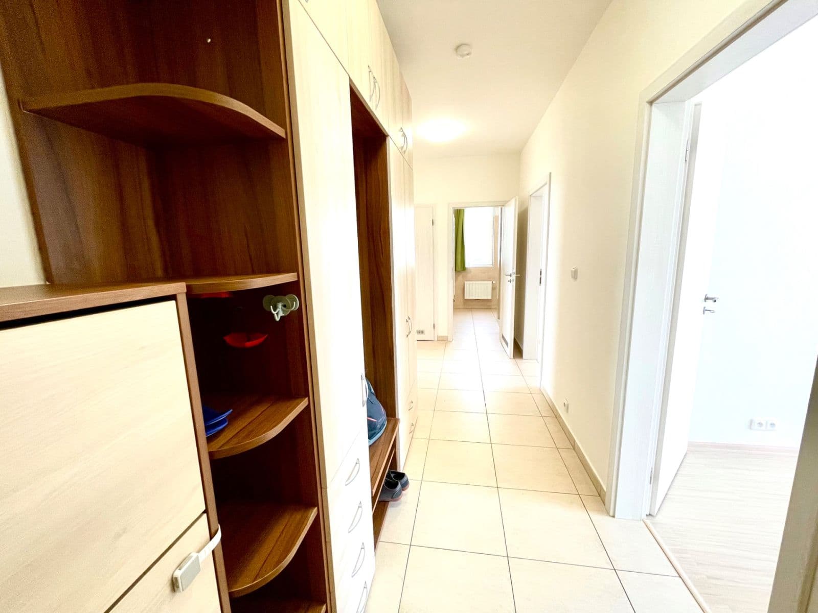 Prenájom bytu 3-izbový 88 m², Cukrova, Praha, Praha Prenájom bytu 3-izbový 88 m², Cukrova, Praha, Praha