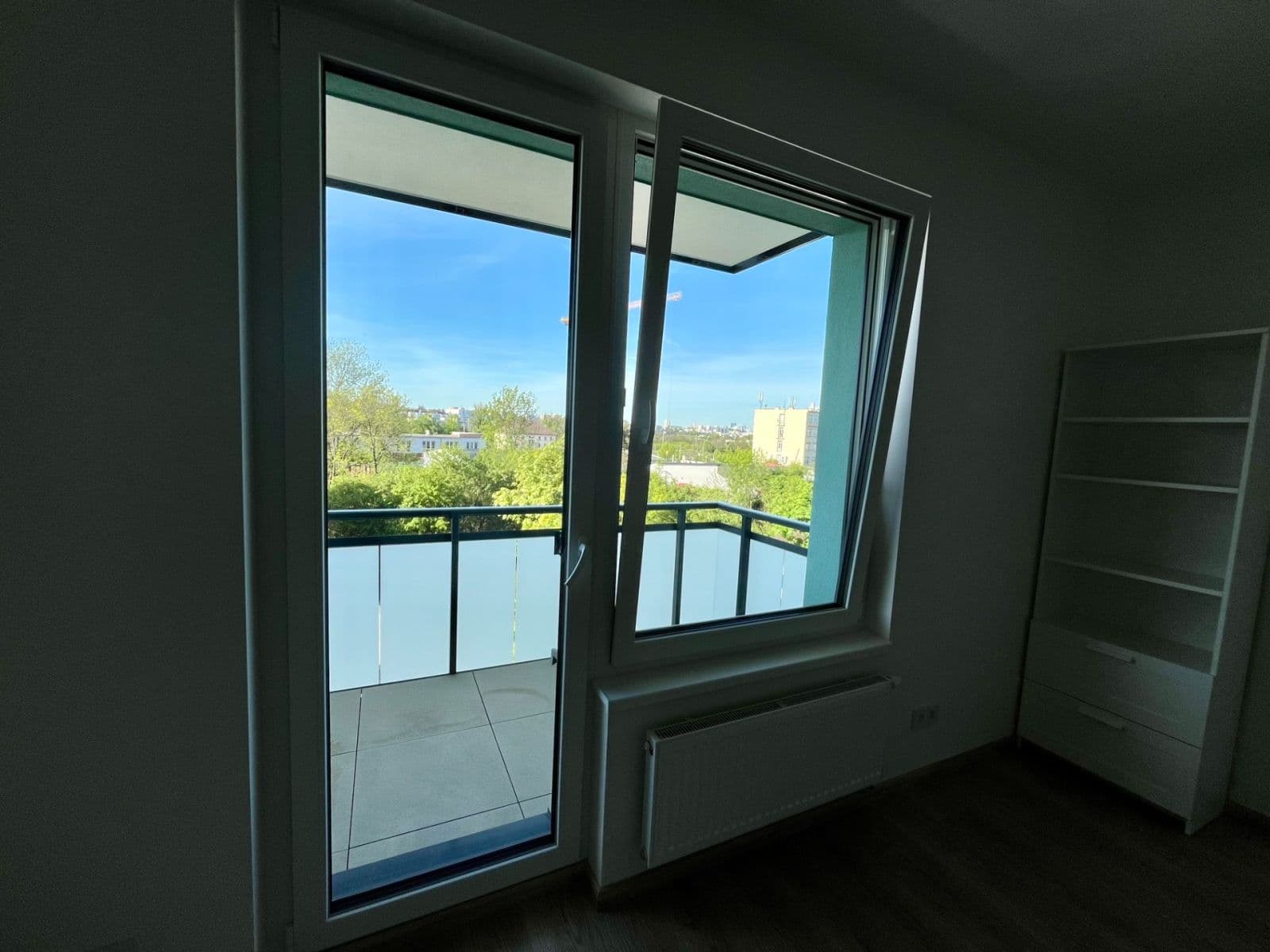 Prenájom bytu 1-izbový 33 m², Strančická, Praha, Praha Prenájom bytu 1-izbový 33 m², Strančická, Praha, Praha
