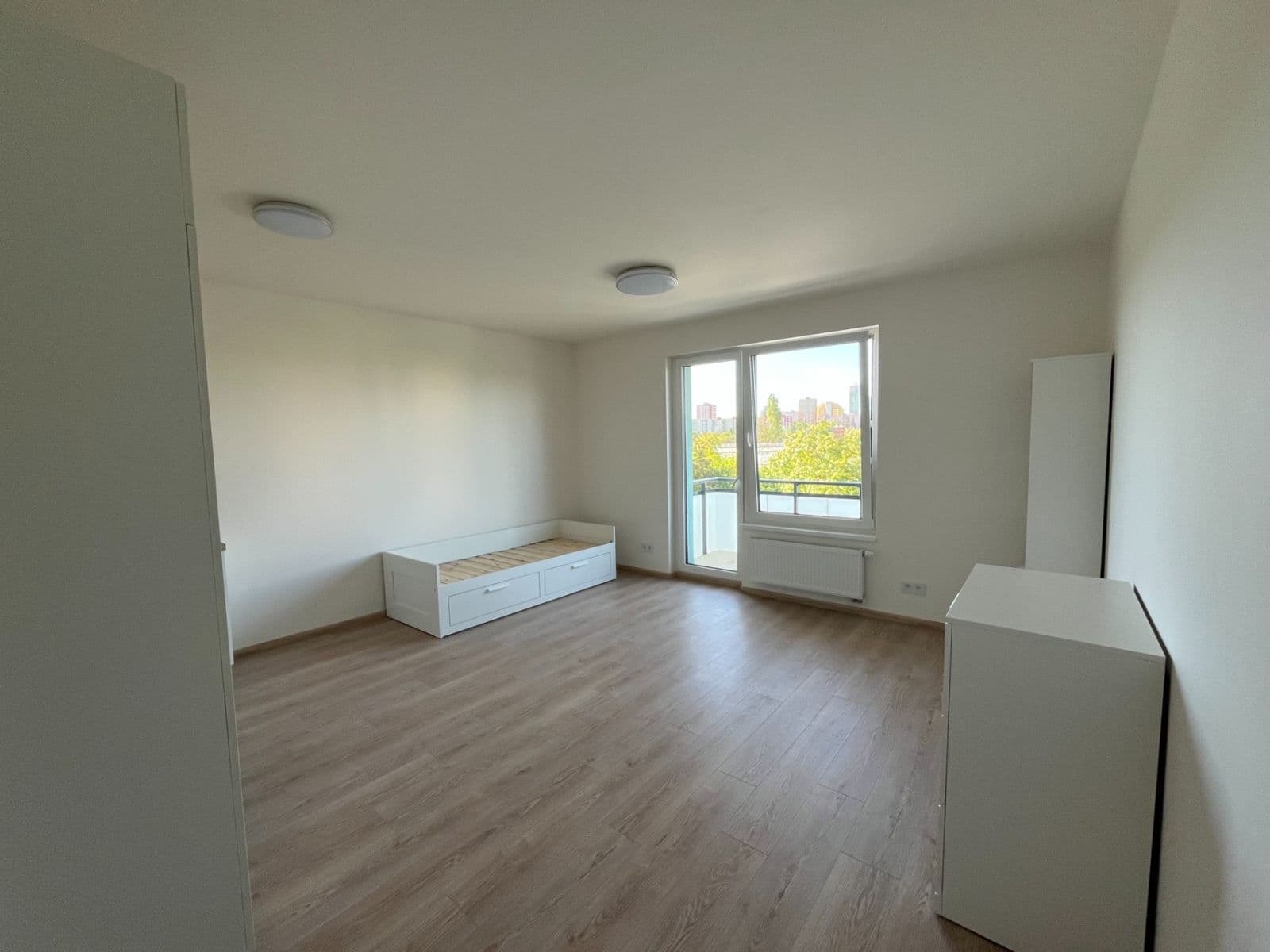 Prenájom bytu 1-izbový 33 m², Strančická, Praha, Praha Prenájom bytu 1-izbový 33 m², Strančická, Praha, Praha